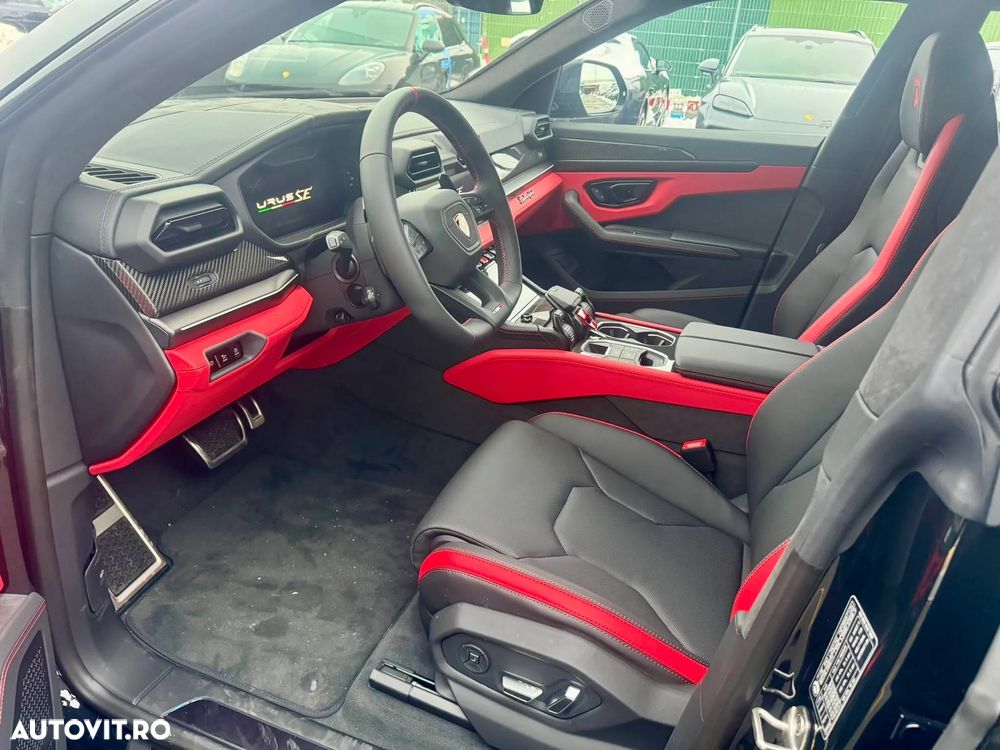 Lamborghini URUS - 8