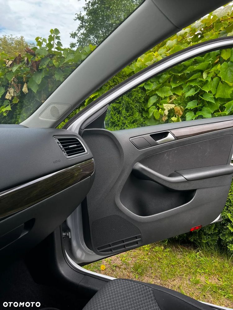 Volkswagen Jetta 2.0 TDI DPF BMT Comfortline - 13