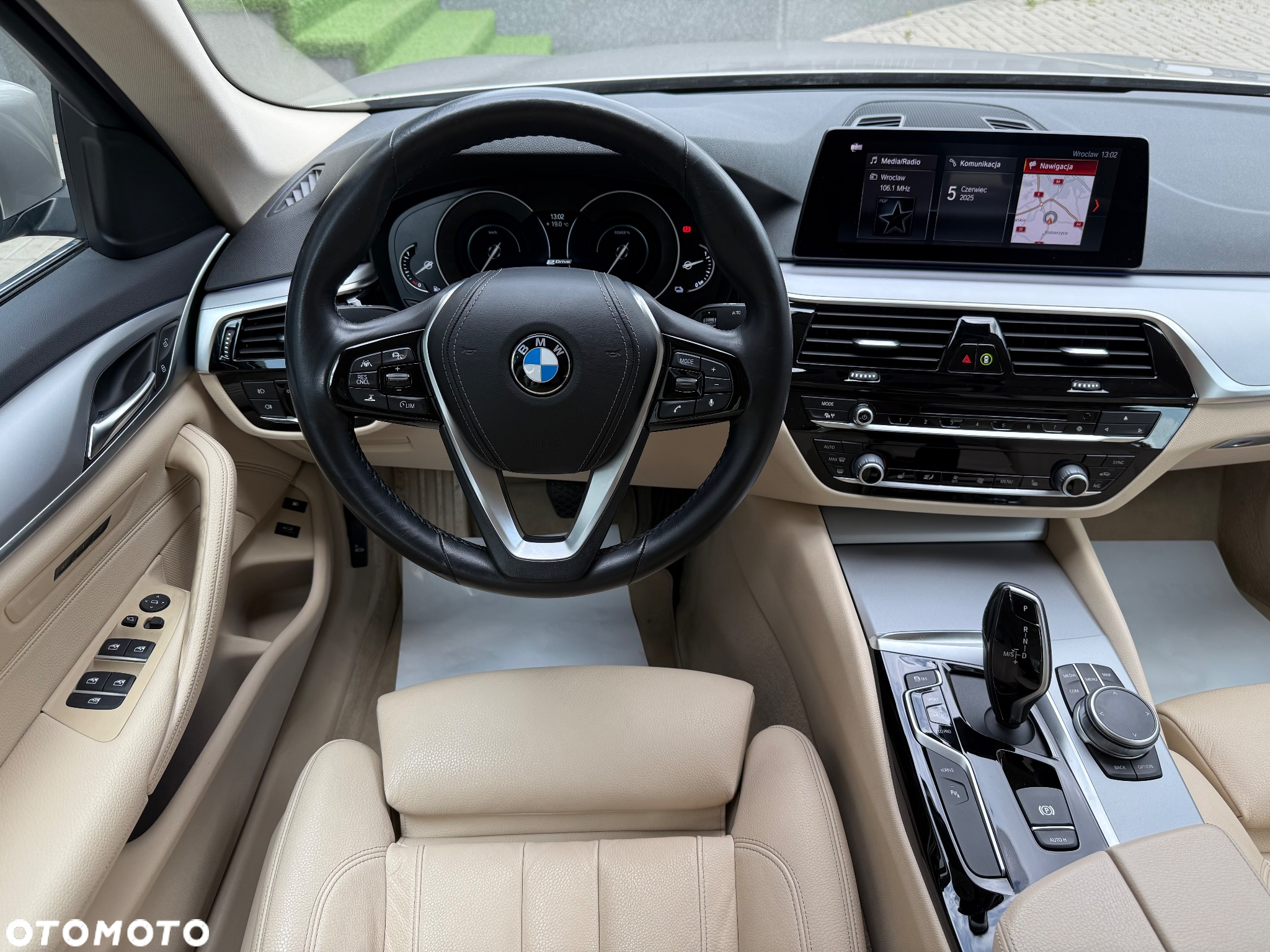 BMW Seria 5 530e Luxury Line sport - 22
