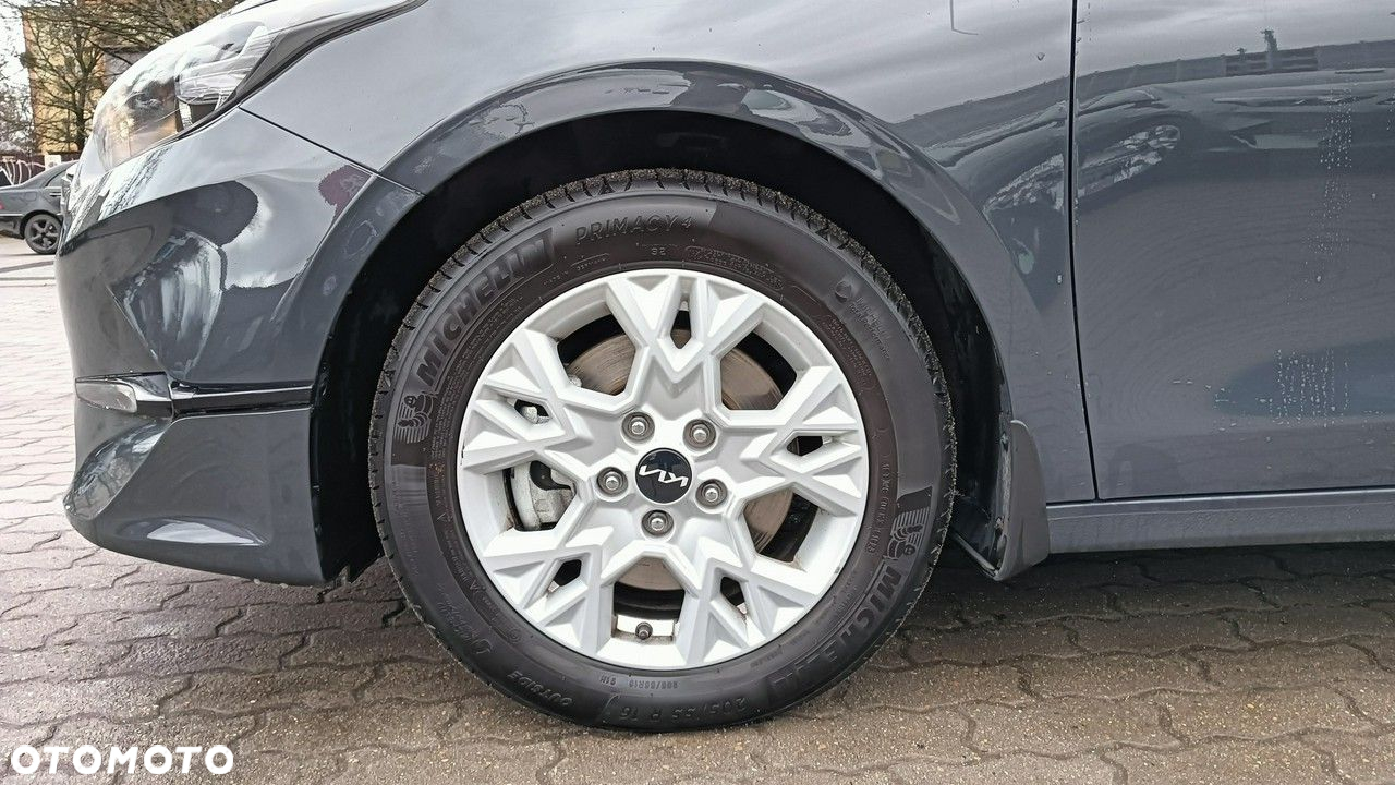 Kia Ceed - 11