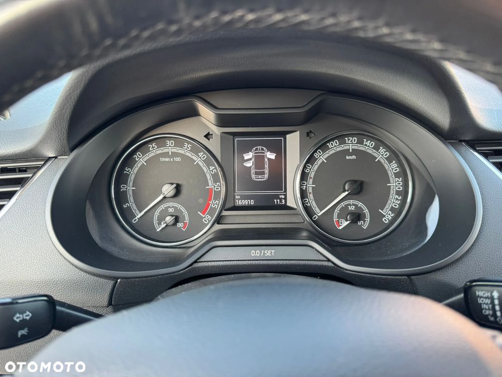 Skoda Octavia 2.0 TDI Ambition - 6
