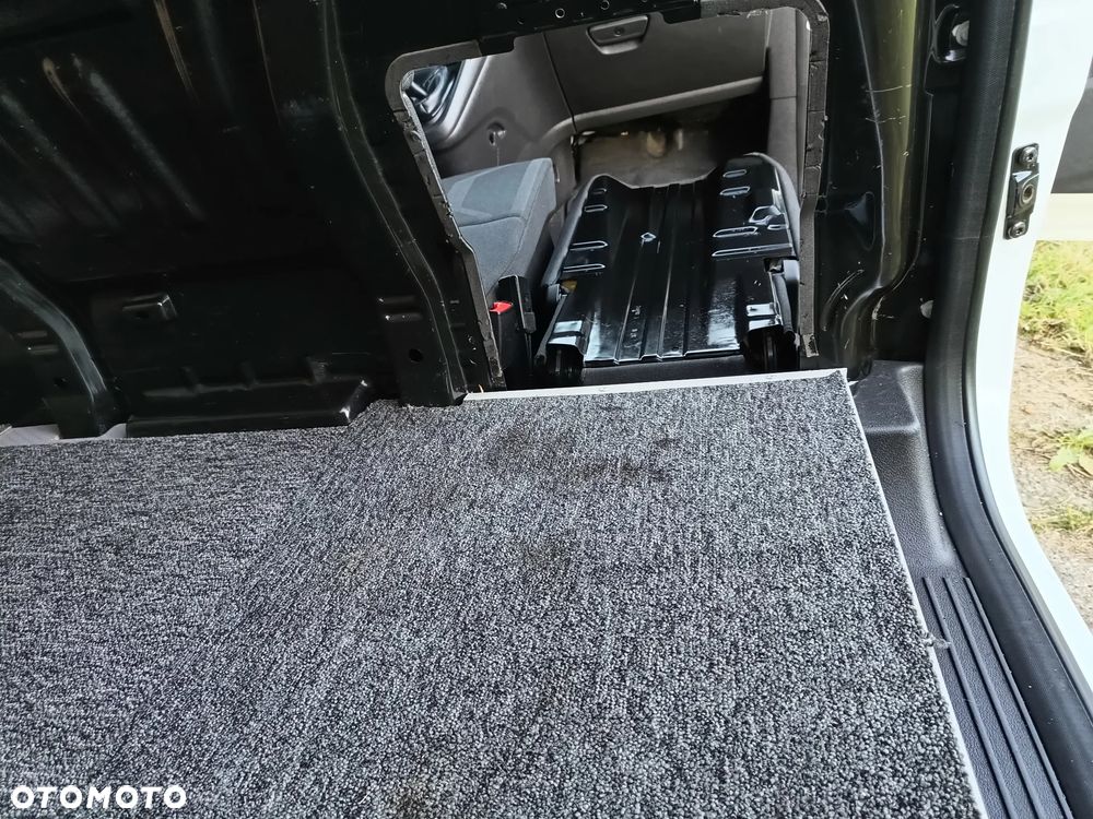 Ford Transit Connect LONG 1.6 diesel 95kM, manual 2014 rok NISKIE SPALANIE, BEZ WKŁADU FINANSOWEGO, GOTOWY DO PRACY!!! - 28