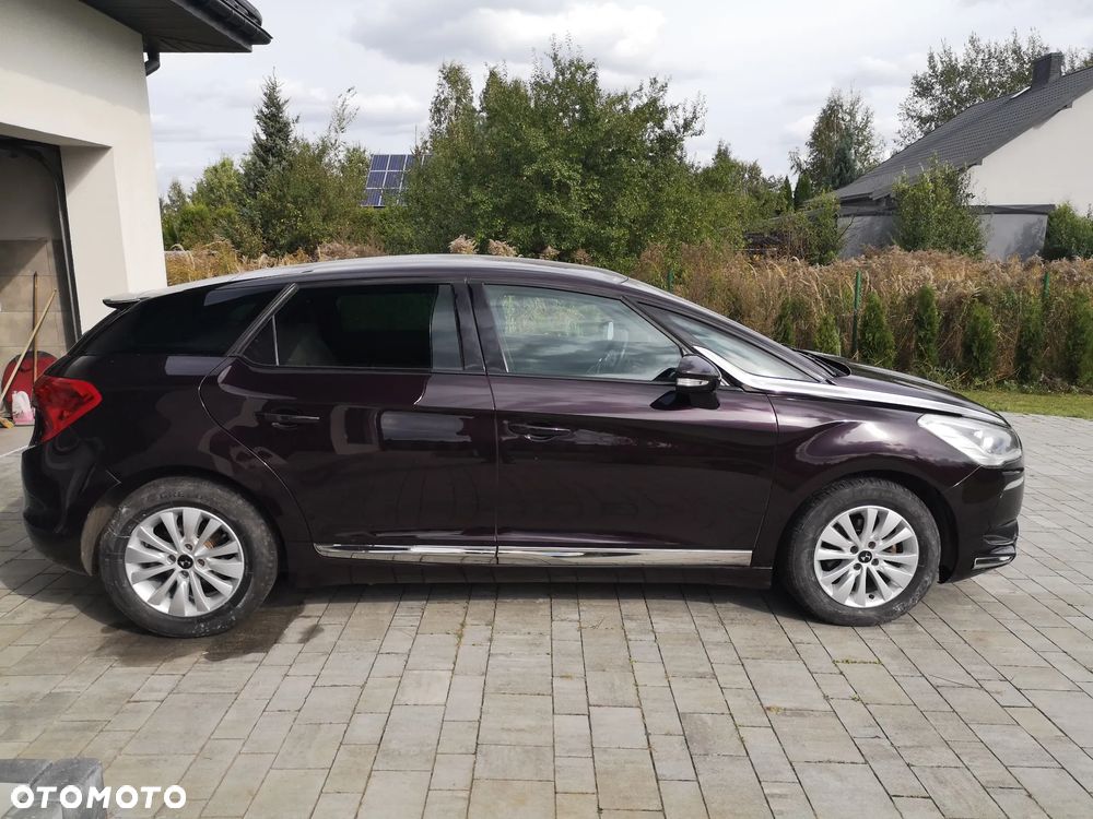 Citroën DS5 e-HDi 115 EGS6 SoChic - 6