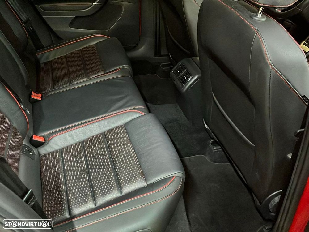 VW Golf 2.0 TSI GTI DSG Performance - 18