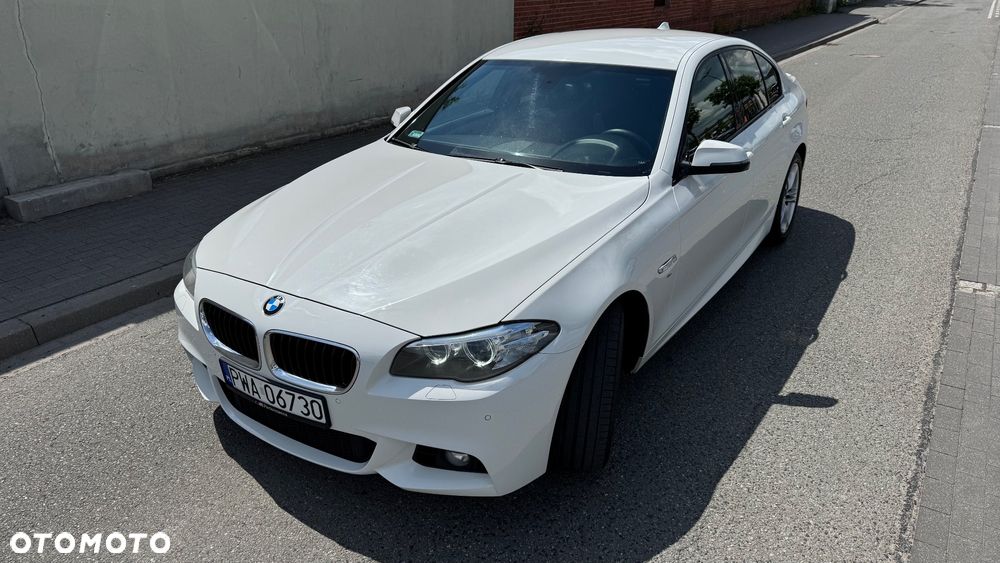 BMW Seria 5 520d xDrive - 10