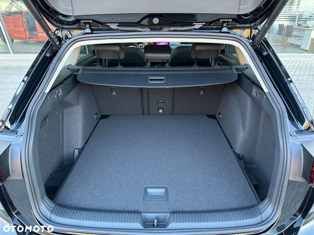 Volkswagen Golf Variant 2.0 TDI Life Plus DSG - 28