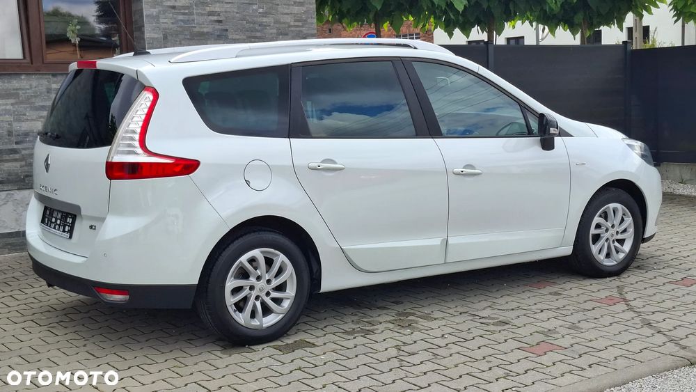 Renault Grand Scenic dCi 110 EDC LIMITED - 9