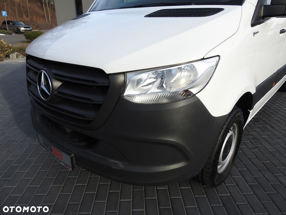 Mercedes-Benz SPRINTER 314 FURGON BRYGADÓWKA  6 MIEJSC TEMPOMAT KLIMATYZACJA  140KM - 21