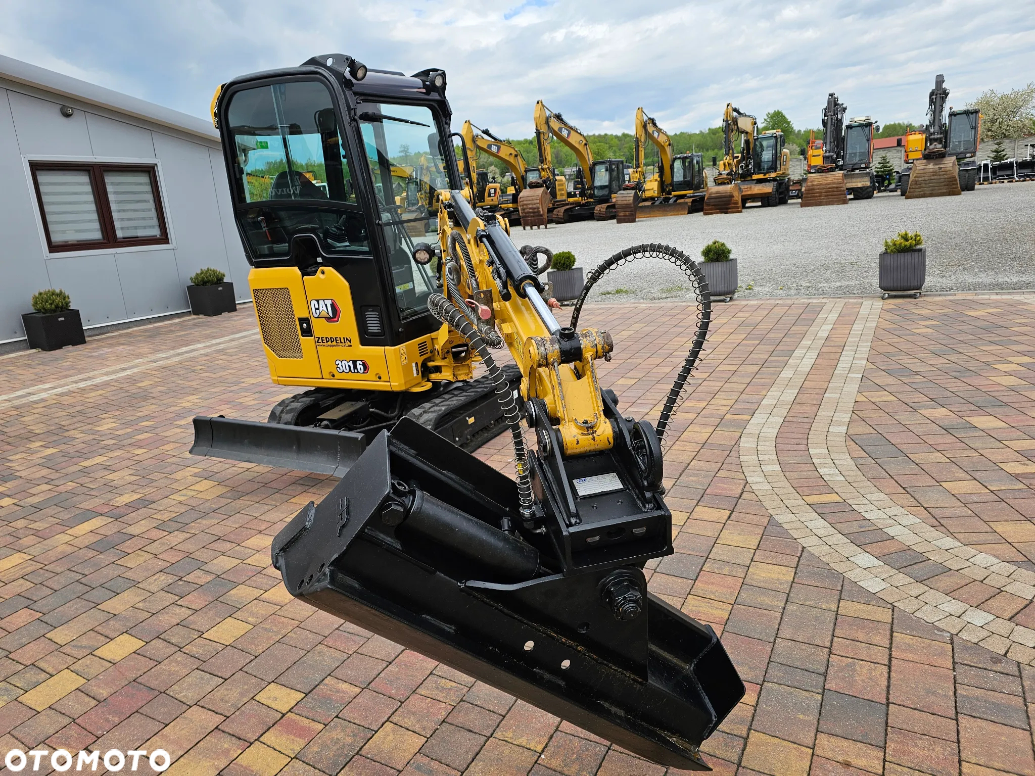 Caterpillar 301.6 - 31