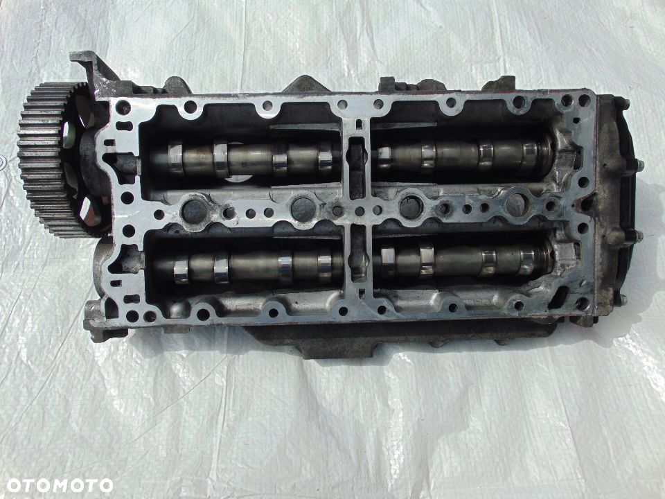 IVECO DAILY 2,3 pokrywa zaworów wałki 504167975 - 3