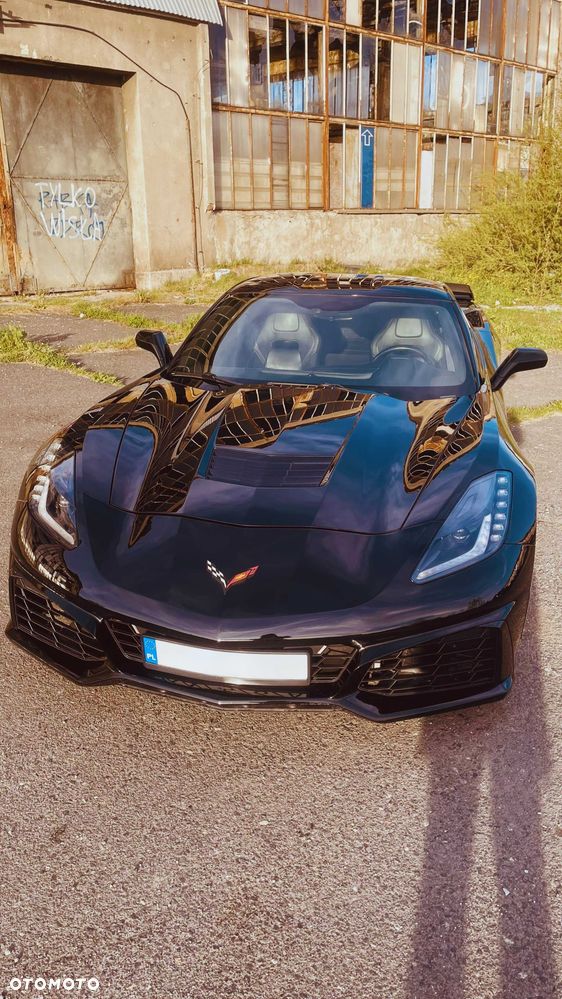 Chevrolet Corvette - 5