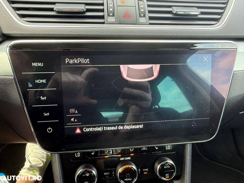 Skoda Superb 2.0 TDI DSG Premium Edition - 14