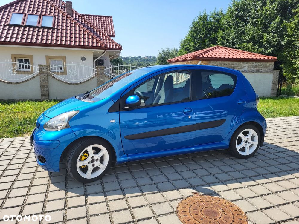 Toyota Aygo Standard - 1