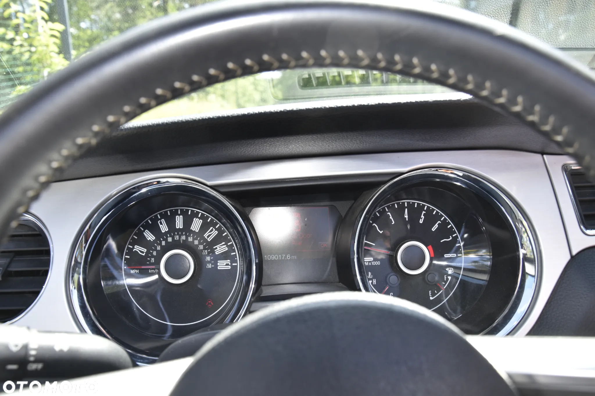 Ford Mustang 3.7 V6 Premium - 10