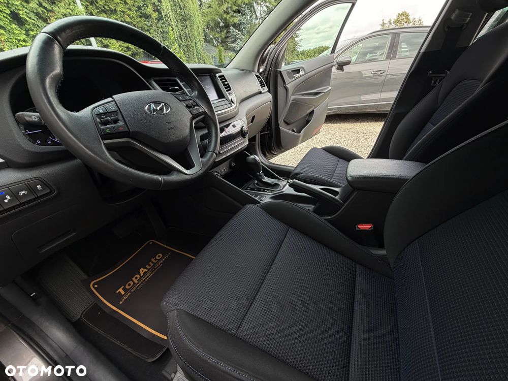 Hyundai Tucson blue 1.7 CRDi 2WD DCT Premium - 18