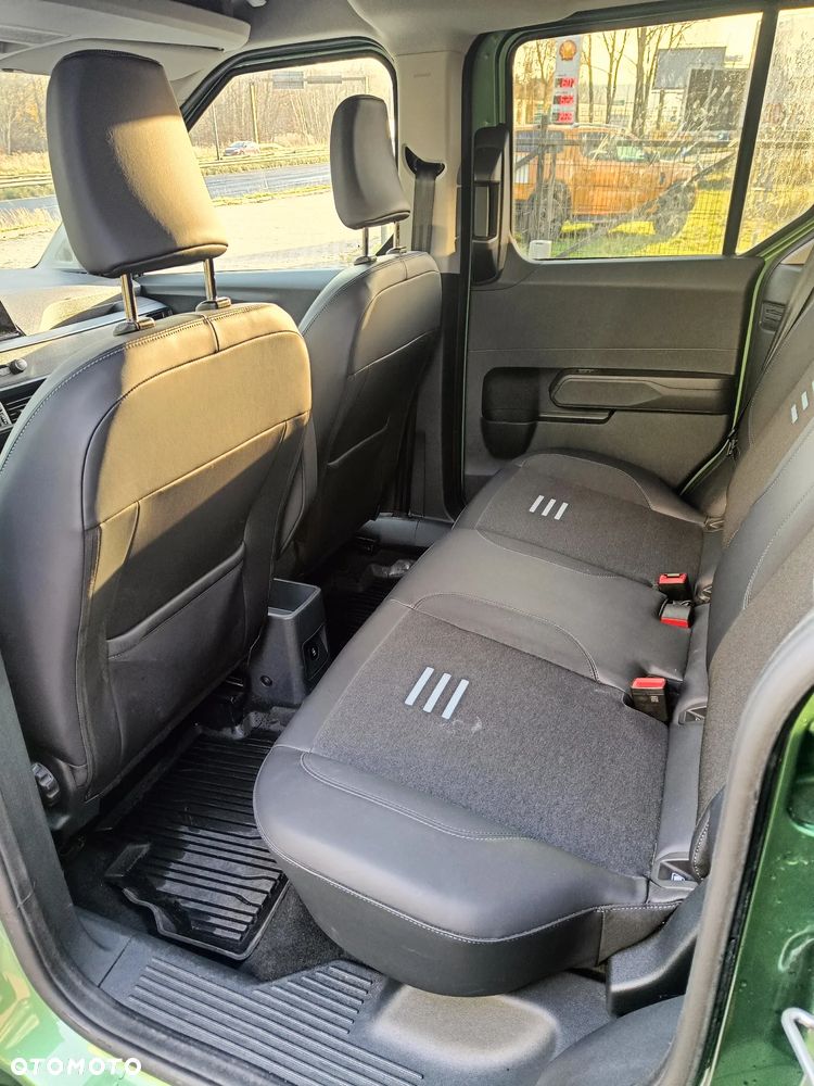 Ford Tourneo Courier 1.0 EcoBoost ACTIVE - 13