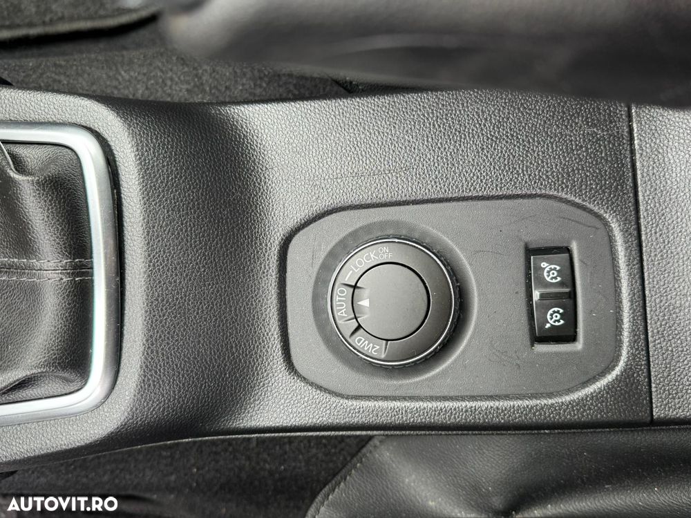 Dacia Duster 1.5 dCi 4x4 Prestige - 11