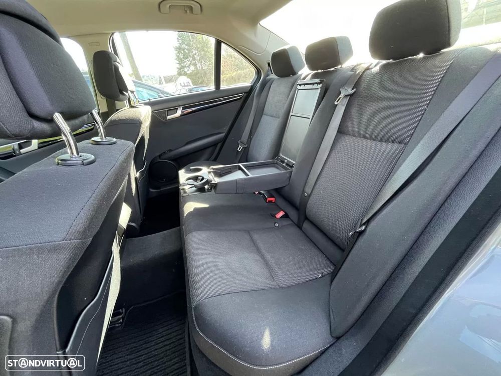 Mercedes-Benz C 180 CDi Executive BlueEfficiency - 11