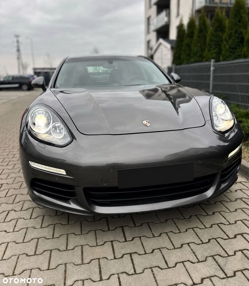 Porsche Panamera - 20