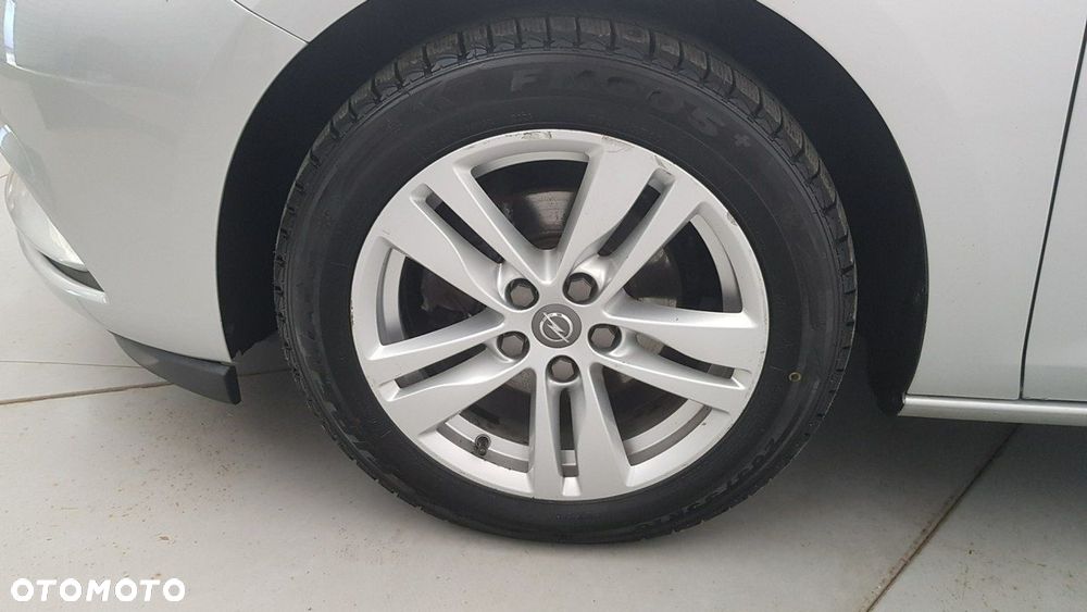 Opel Astra - 9