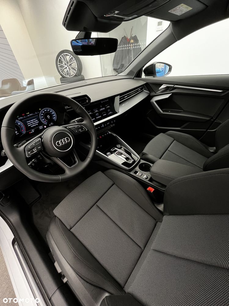 Audi A3 Limousine - 11