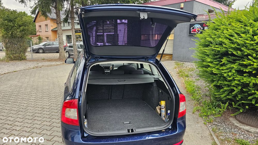 Skoda Octavia 1.6 TDI Ambiente - 9