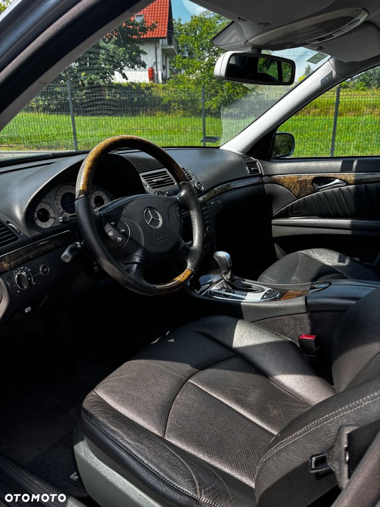 Mercedes-Benz Klasa E 500 7G-TRONIC Avantgarde - 5