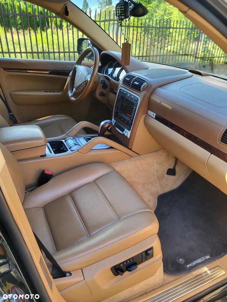 Porsche Cayenne S Tiptronic - 7