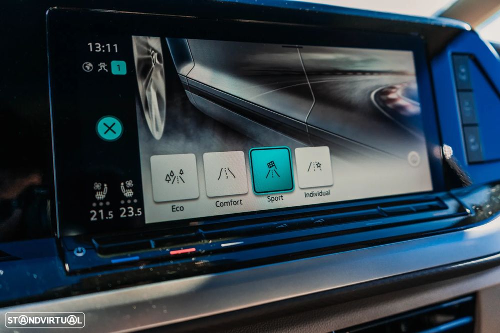 VW Multivan 2.0 TSI Style Longa DSG - 19