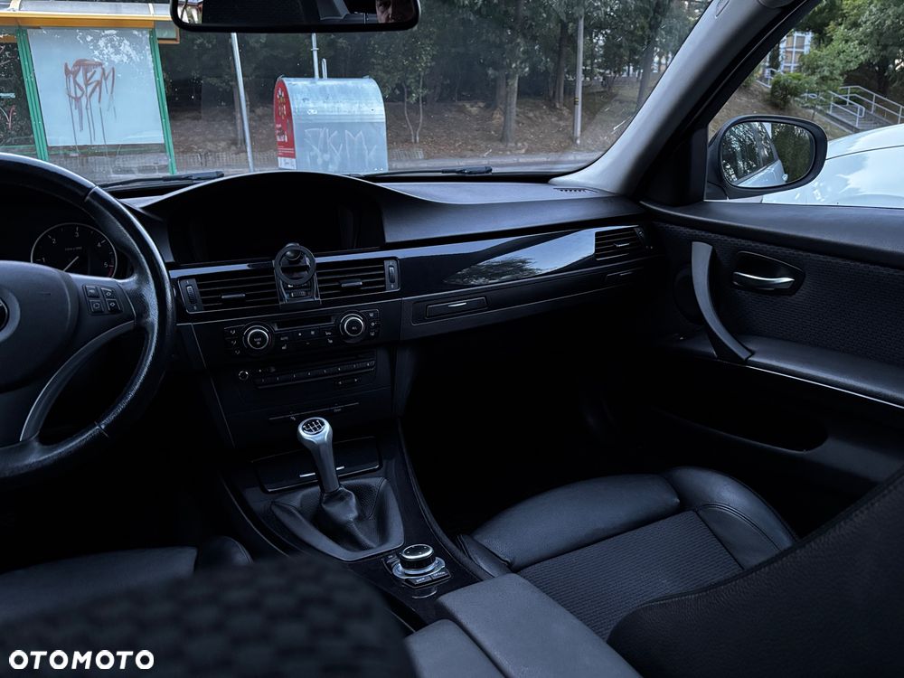 BMW Seria 3 318d - 7