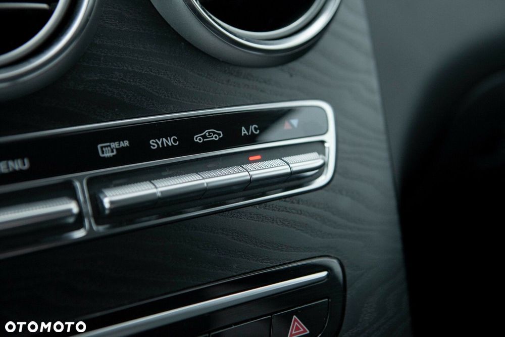 Mercedes-Benz GLC 200 d 4-Matic - 33
