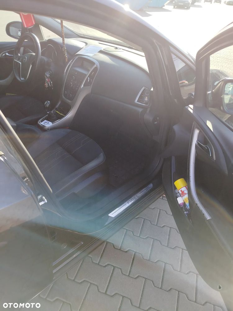 Opel Astra - 6