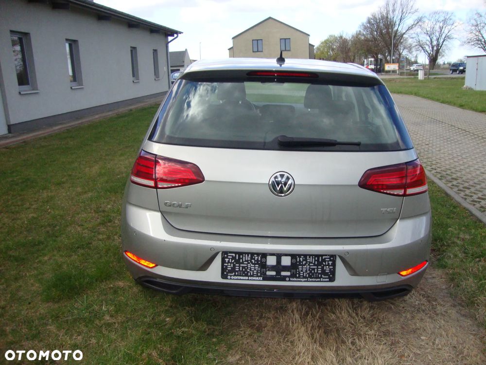 Volkswagen Golf 1.0 TSI (BlueMotion Technology) Comfortline - 3