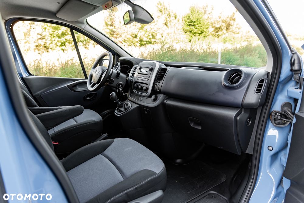 Opel Vivaro - 25