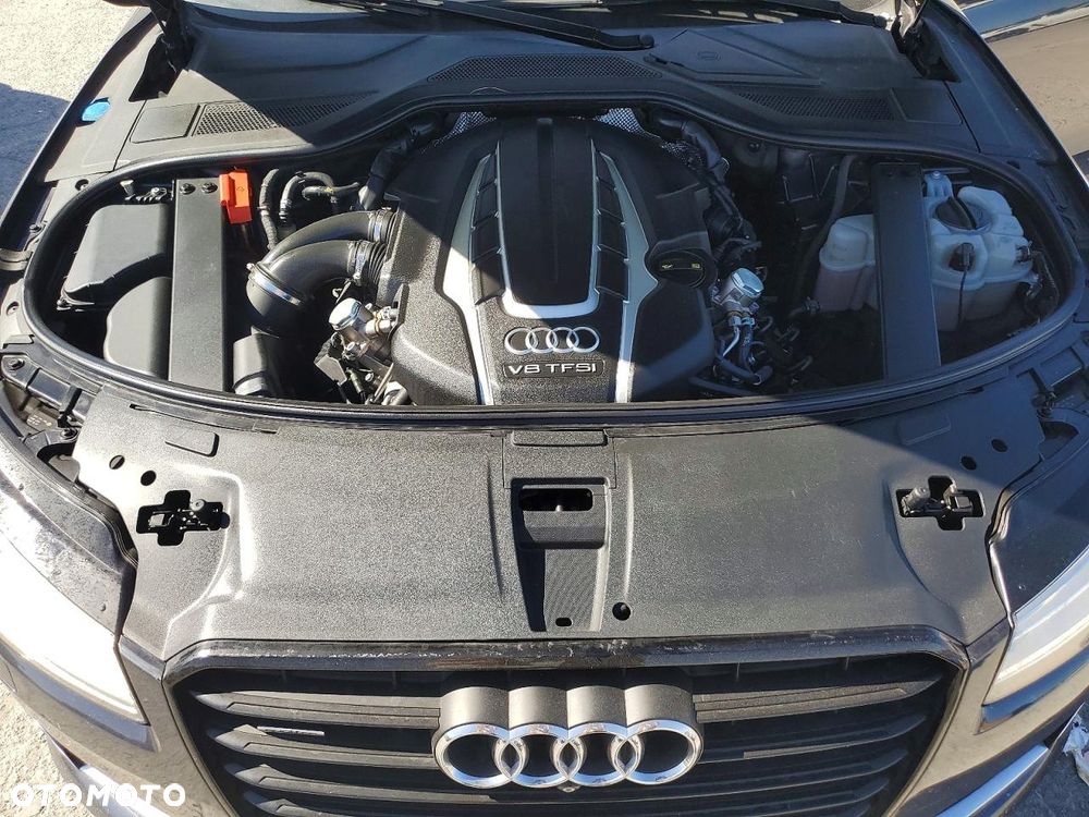 Audi A8 4.0 TFSI L Quattro - 11