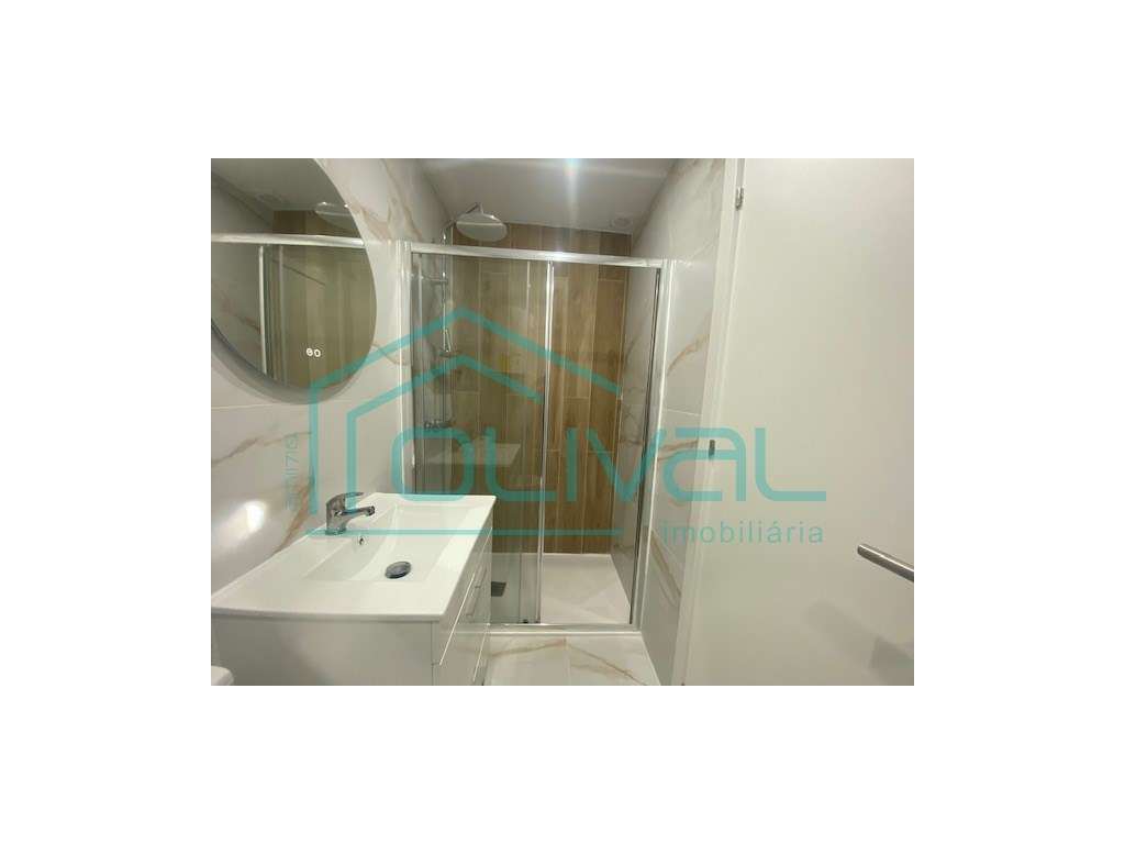 Apartamento t2 à venda na Avenida Padre Bartolomeu de Gusmão - Grande imagem: 2/30