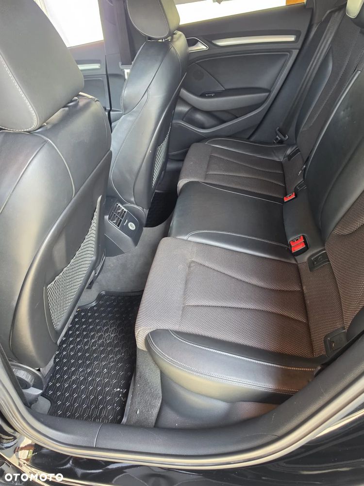 Audi A3 Sportback 1.6 TDI (clean diesel) S tronic S line Sportpaket - 4