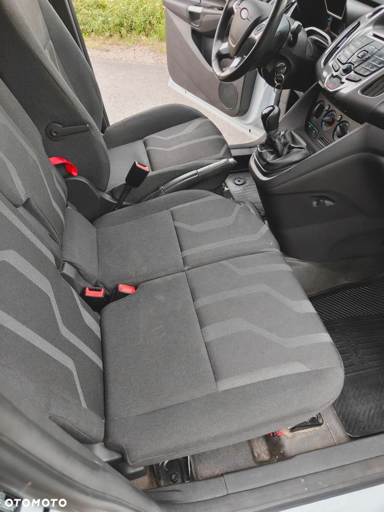 Ford Connect - 14