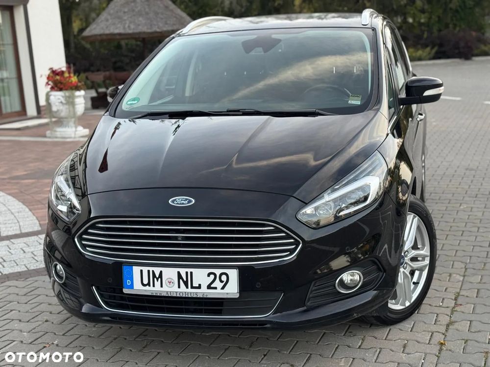 Ford S-Max 2.0 TDCi Titanium PowerShift - 1