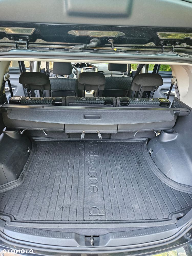 Toyota Verso - 6