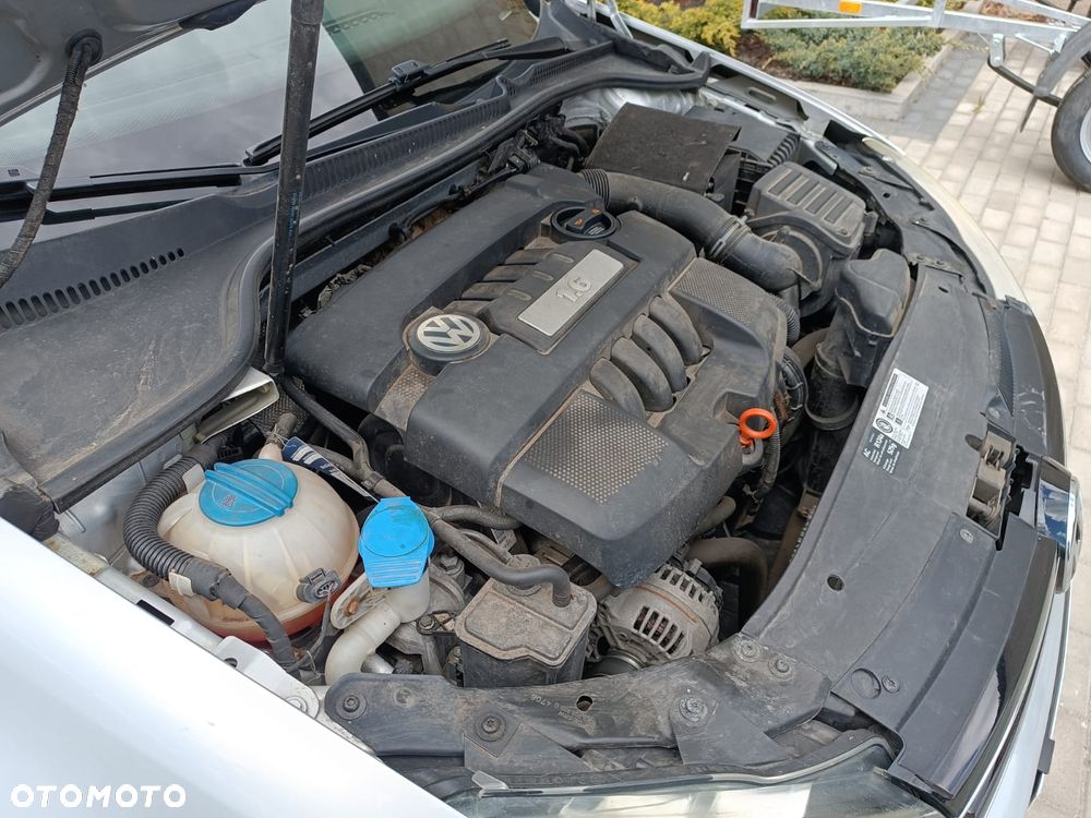 Volkswagen Golf 1.6 United - 8