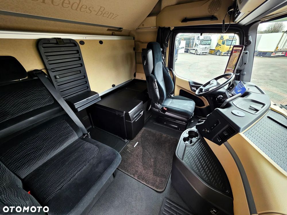 Mercedes-Benz ACTROS MP5 1853 / Salonka / Aktywny asystent kierowania / Klima postojowa - 11
