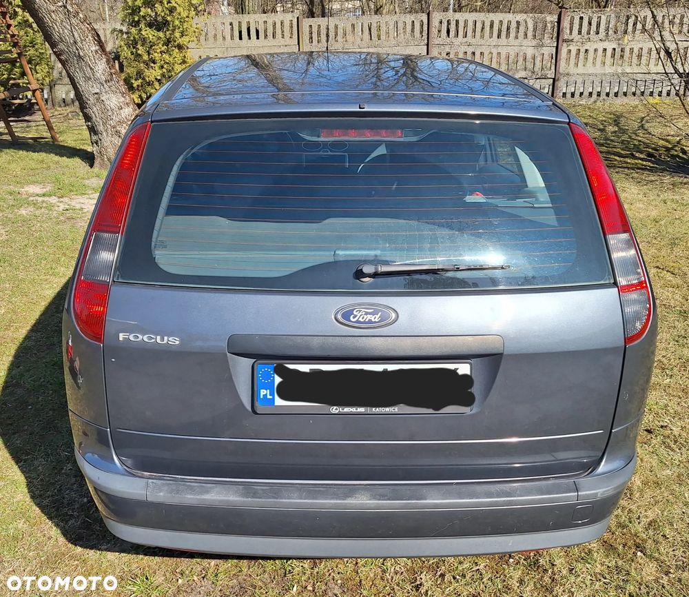 Ford Focus 1.6 Ti-VCT Ghia - 6