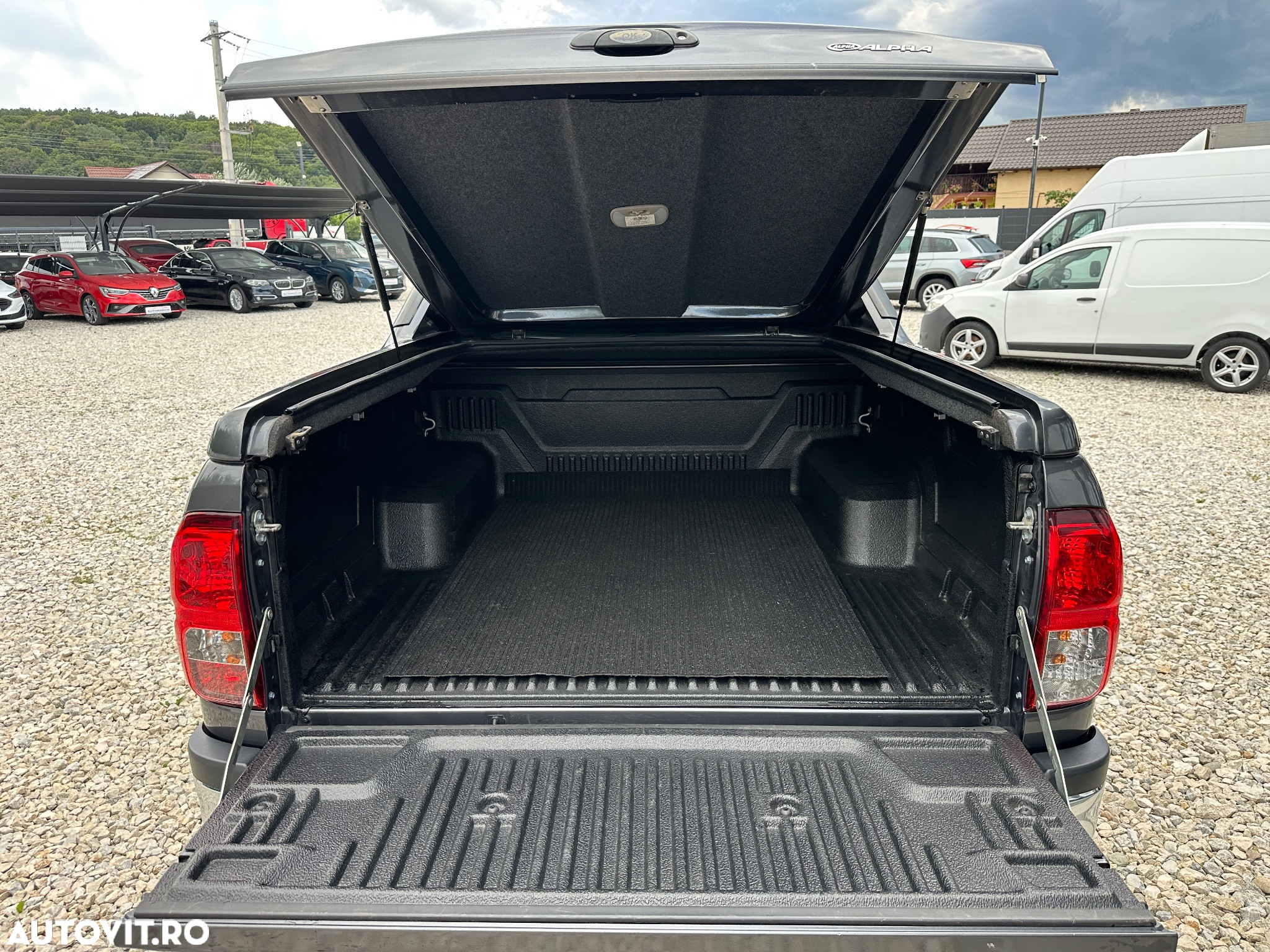 Toyota Hilux 2.4D 150CP 4x4 Double Cab AT Comfort - 15