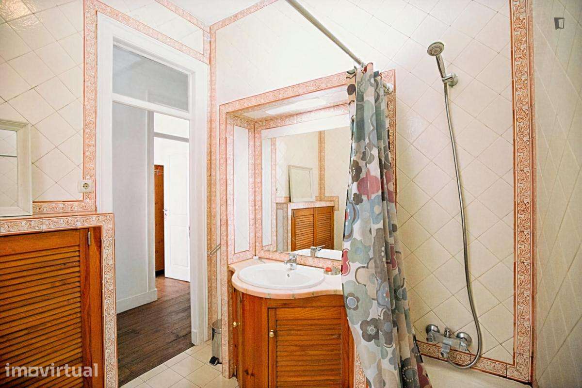 Quarto - localizado em Picoas Lisbon - Grande imagem: 4/23