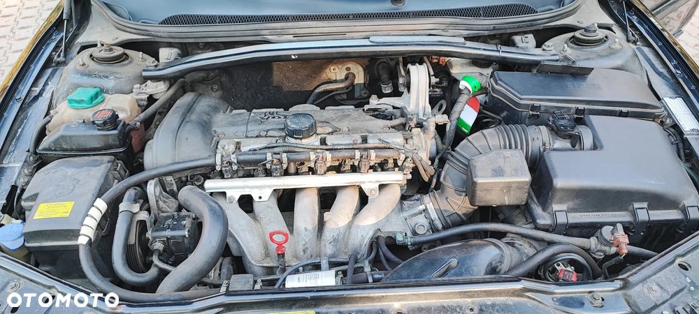 Volvo S60 2.4 Black Edition - 18