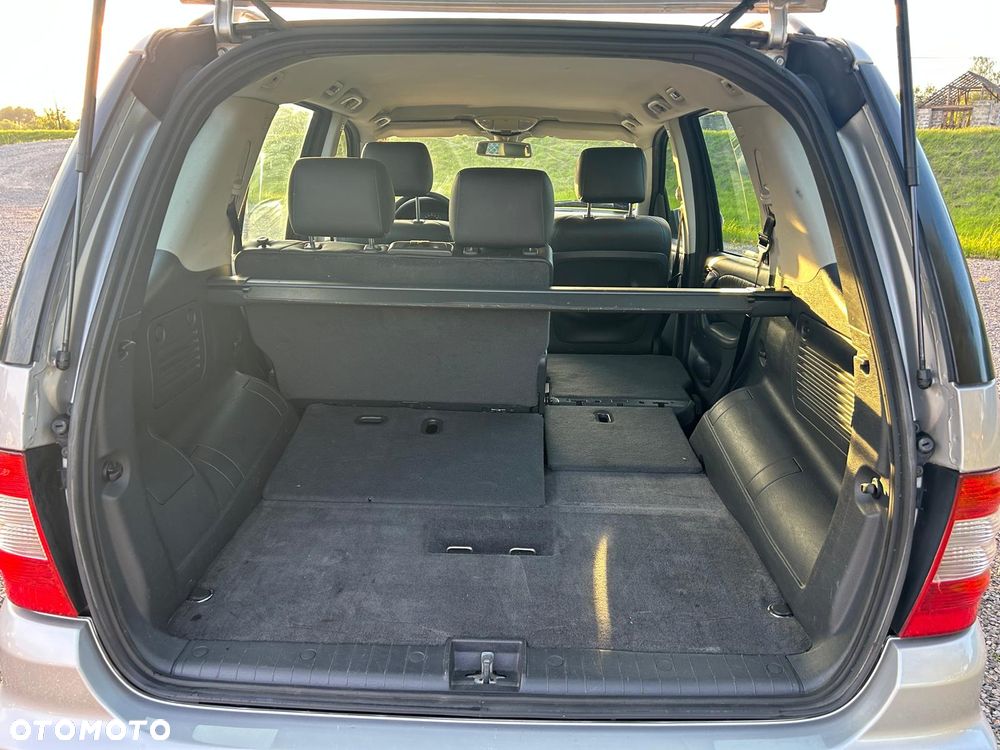 Mercedes-Benz ML 400 CDI - 25