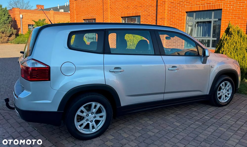 Chevrolet Orlando 1.8 LS - 25