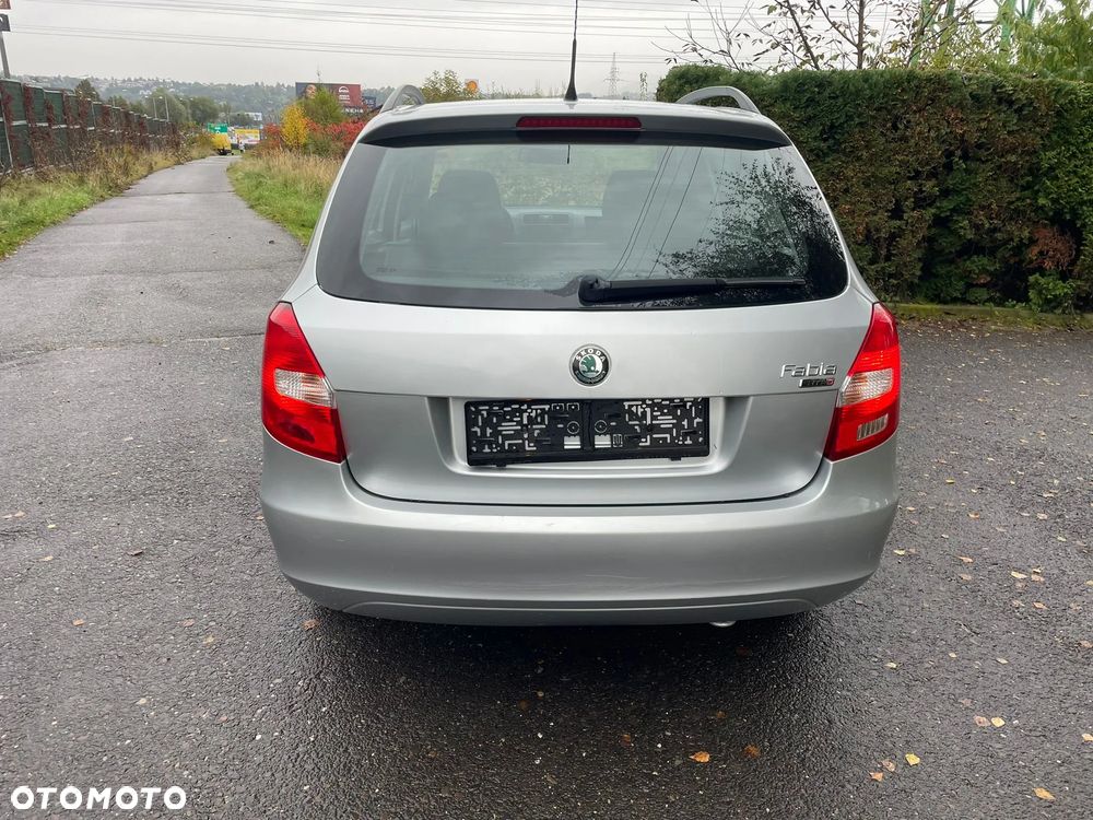 Skoda Fabia 1.2 12V Ambiente - 10