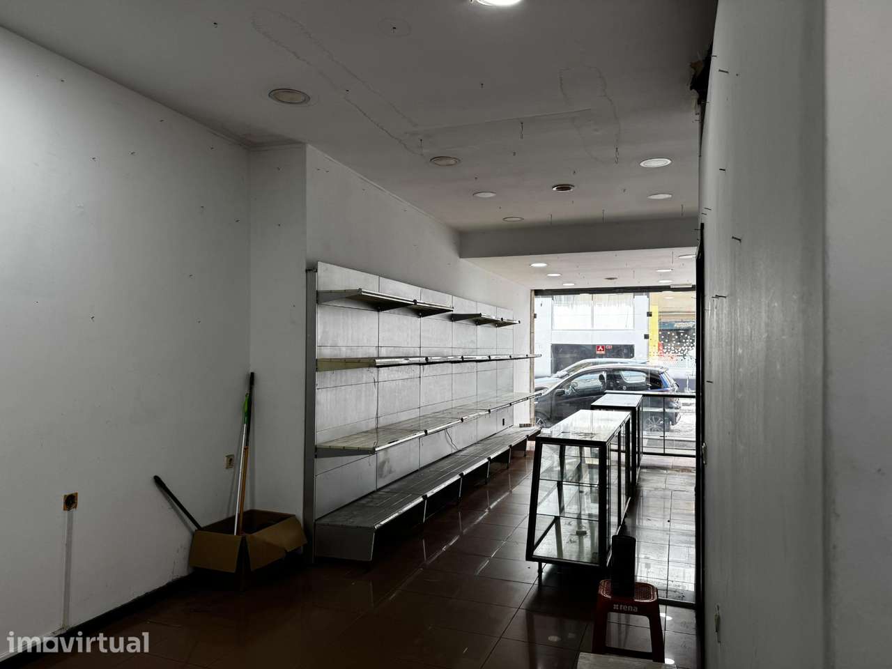 Espaço Comercial 2 Pisos no Centro do Porto junto a Santa Catarina - Grande imagem: 5/11